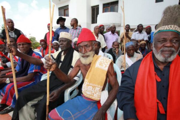 WATU 13 WAUAWA UKANDA WA PWANI KWA TUHUMA ZA UCHAWI.