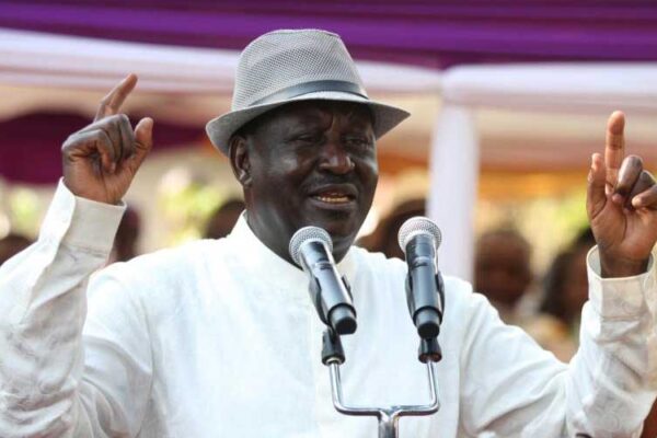 Odinga Akosoa Dosari za KCPE, Wazazi wakifika Mahakamani